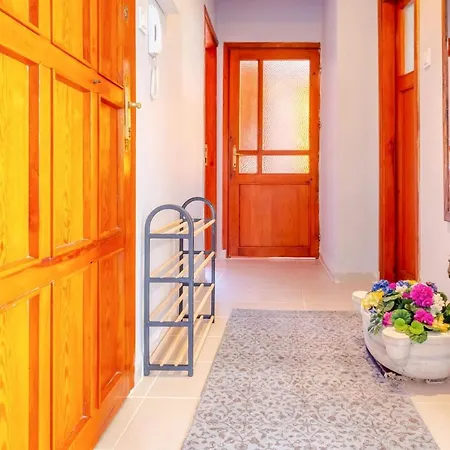 Incredible Flat W Halic View In Beyoglu شقة