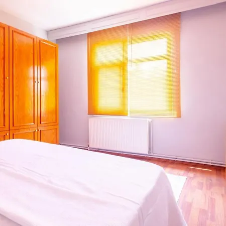 Incredible Flat W Halic View In Beyoglu شقة